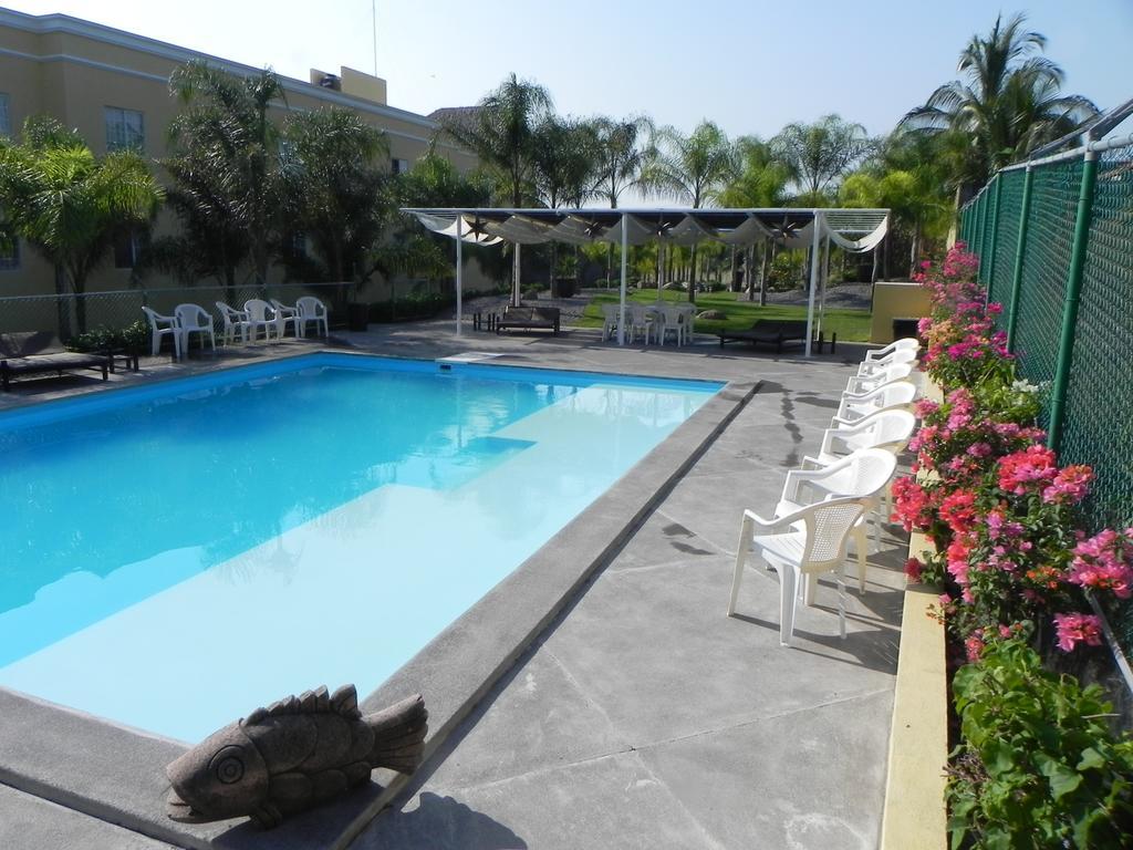 Zar Colima Hotel Bagian luar foto