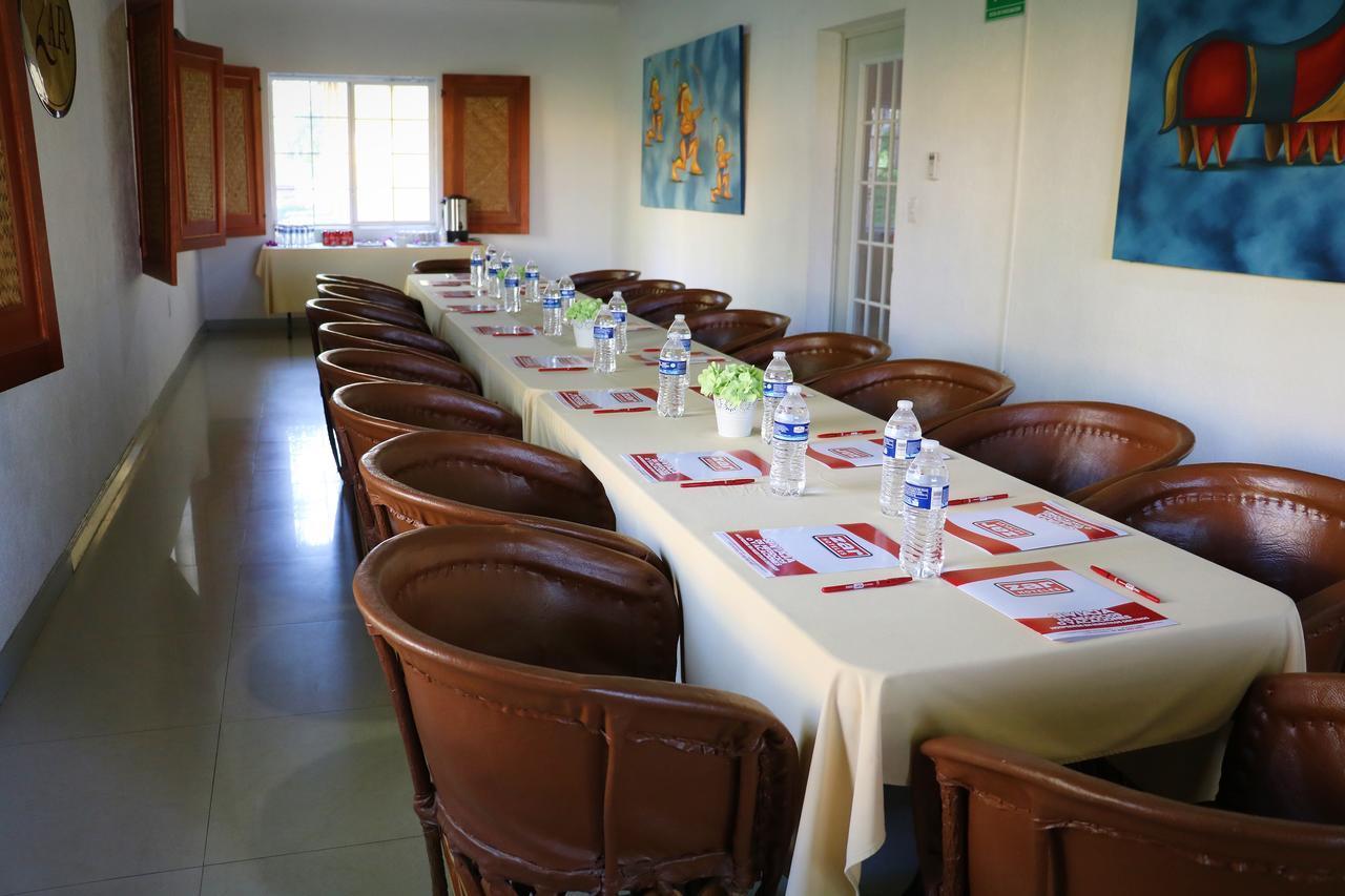 Zar Colima Hotel Bagian luar foto