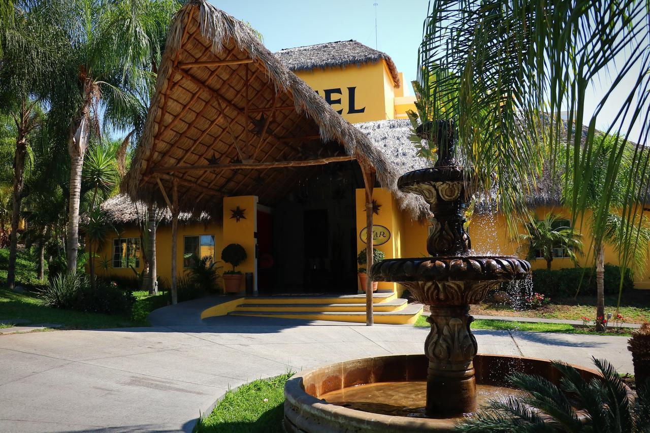 Zar Colima Hotel Bagian luar foto