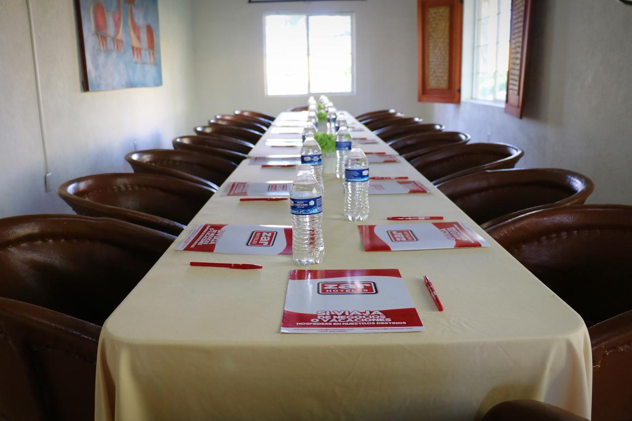 Zar Colima Hotel Bagian luar foto